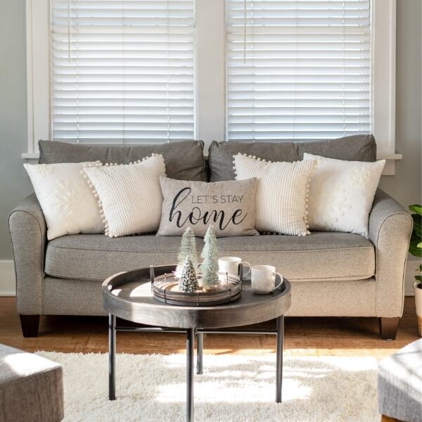 Enjoy our Top-To-Bottom Deluxe Cleaning that will leave your home looking new